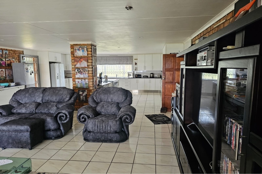 3 Bedroom Property for Sale in Oranjeville Free State